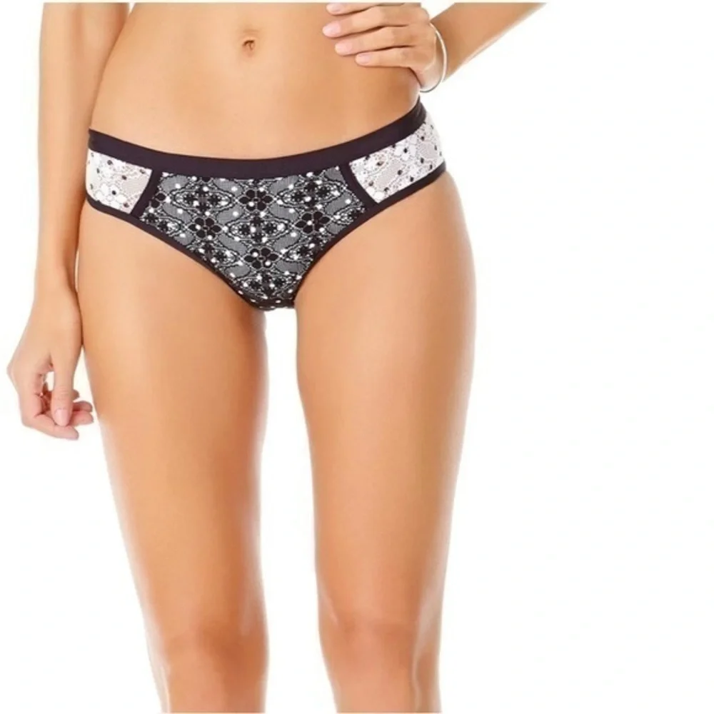 NWT ANNE COLE IN FIRST LACE DOT CROCHET SPLICED BIKINI BOTTOM SZ M